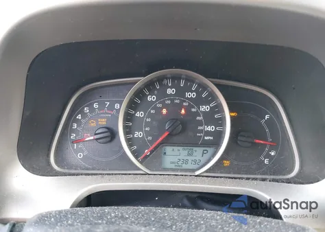 2013 Toyota Rav4 Xle z USA, uszkodzony, nr VIN 2T3RFREV2DW092535